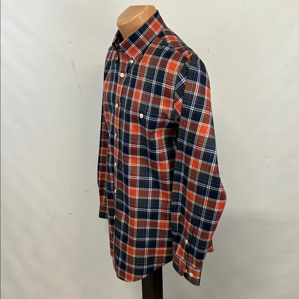 Orvis long sleeve button down collar shirt.  M - Picture 5 of 7